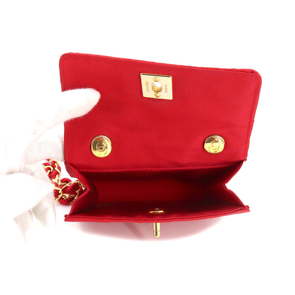 Chanel Mini Matelasse Chain Shoulder Bag Satin Red Gold Hardware - Picture 6 of 8